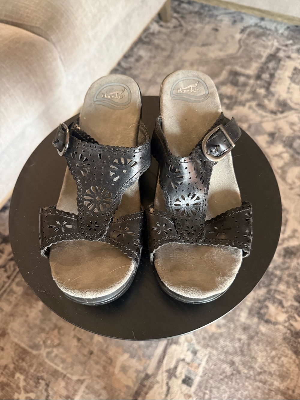 Dansko Sapphire Sandals Womens 38 / 7.5 Black Leather Slide Clog Buckle Platform